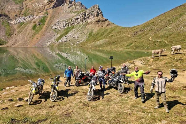 UNA RUTA EN MOTO POR LOS PIRINEOS PARA DISFRUTAR DE VERDAD