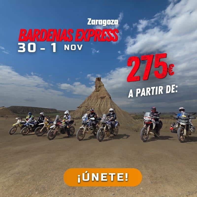 Moto trail durante el viaje Bardenas Express por las Bardenas Reales y Monegros